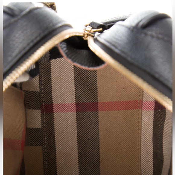 Burberry Boston Italian Leather Crossbody Classic Authentic Gold Hand Bag - Picture 16 of 17